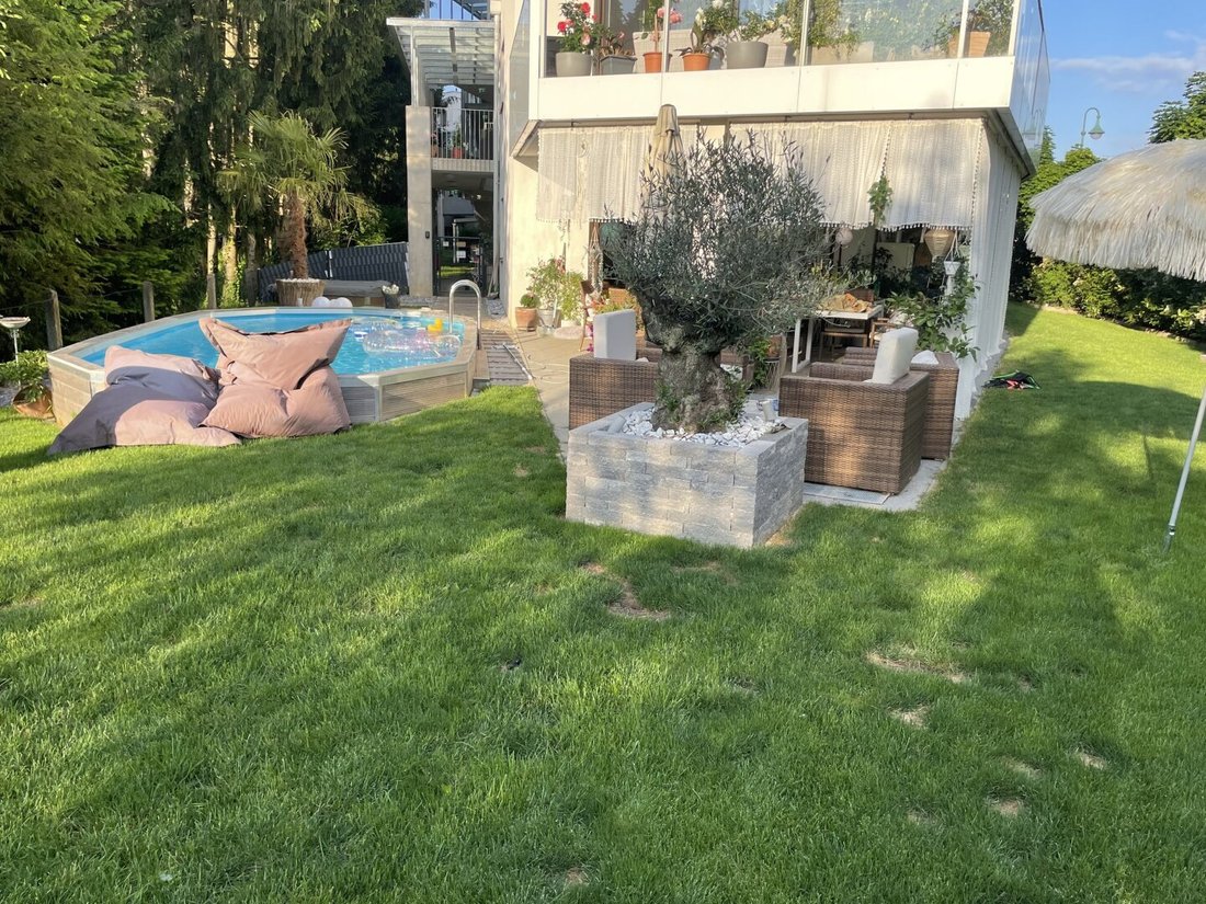 Private Gartenresidenz Mit Pool & Whirlpool – Luxus Im Zentrum Von Kalsdorf!
