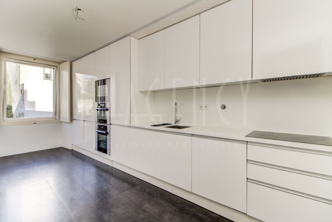 Apartment in Cedofeita, Santo Ildefonso, Se, Miragaia, Sao Nicolau e Vitoria, Porto District, Portugal 5 - 17323654