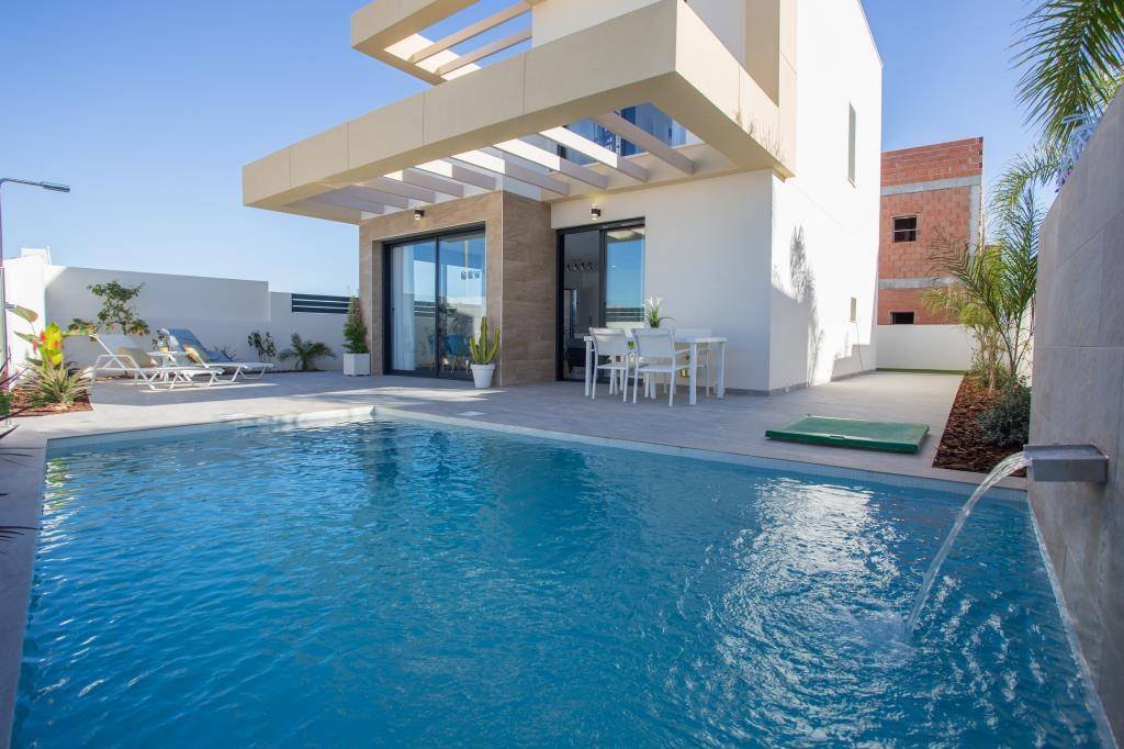 Chalet in Los Montesinos, Valencian Community, Spain 1 - 17323822