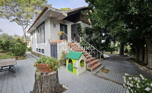 Chalet in Salou, Catalonia, Spain 1
