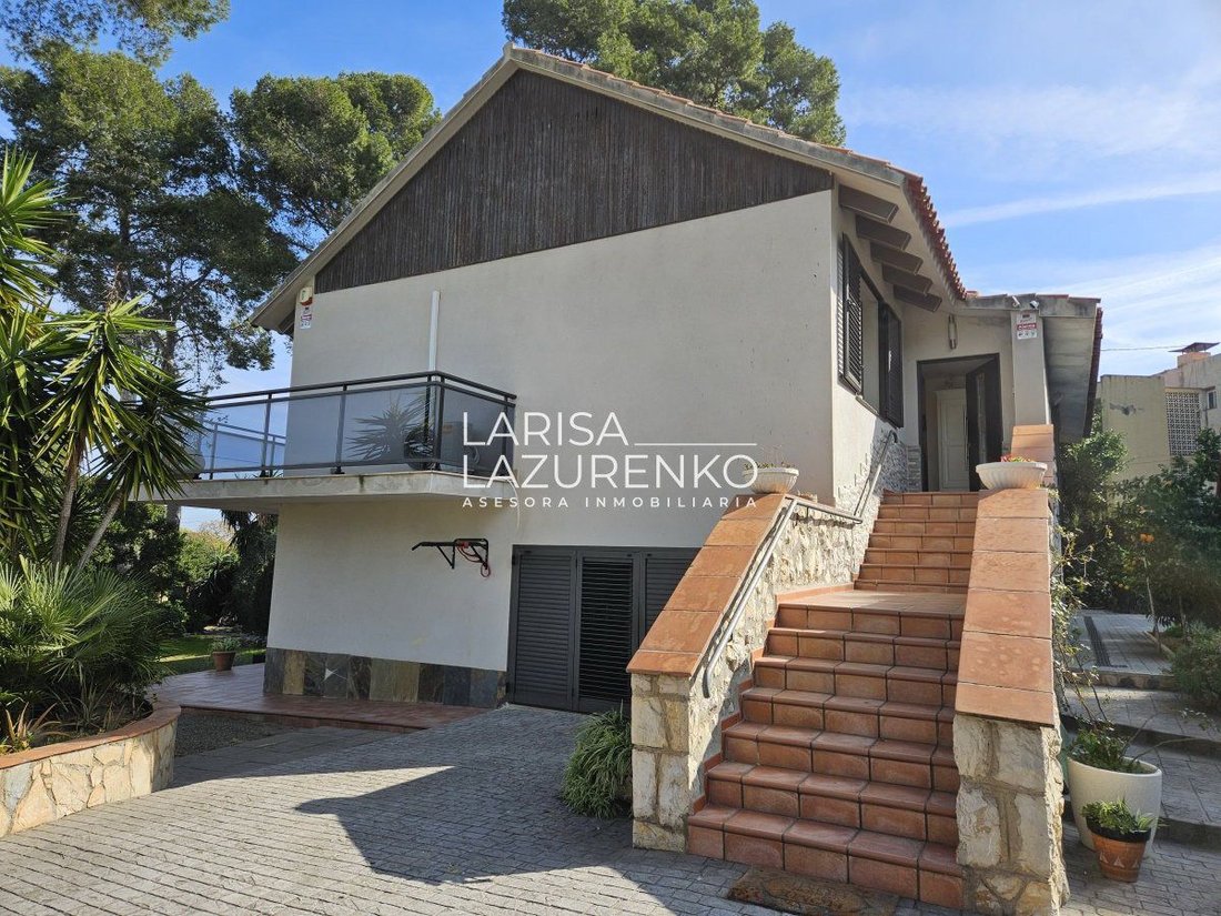 Chalet in Salou, Catalonia, Spain 2 - 17323843