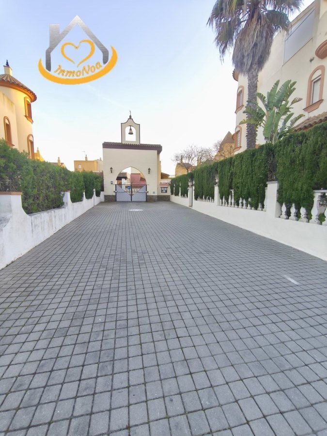Chalet in Islantilla, Andalusia, Spain 3 - 17323825
