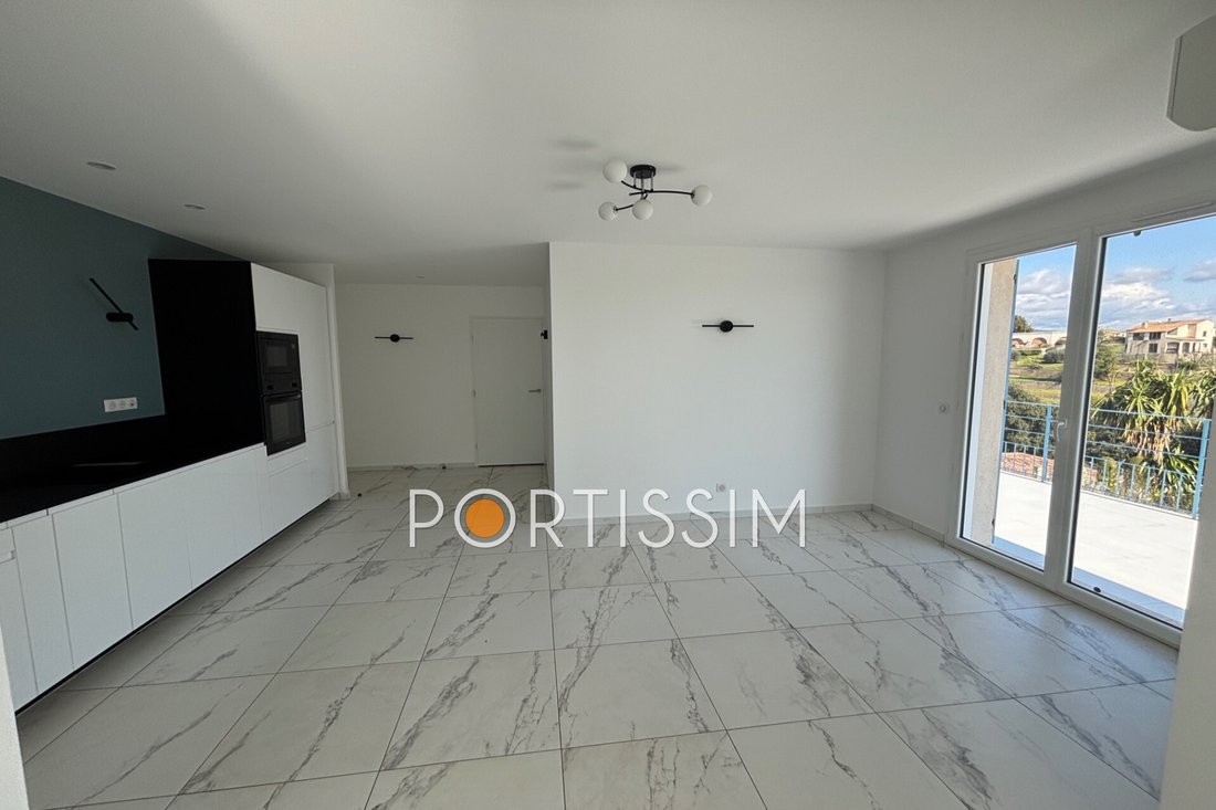 Villa a Saint-Laurent-du-Var, Provenza-Alpi-Costa Azzurra, Francia 4 - 17329533