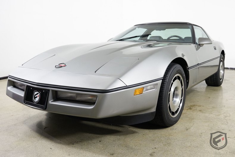 Coupe in Chatsworth, United States 4 - 17329341