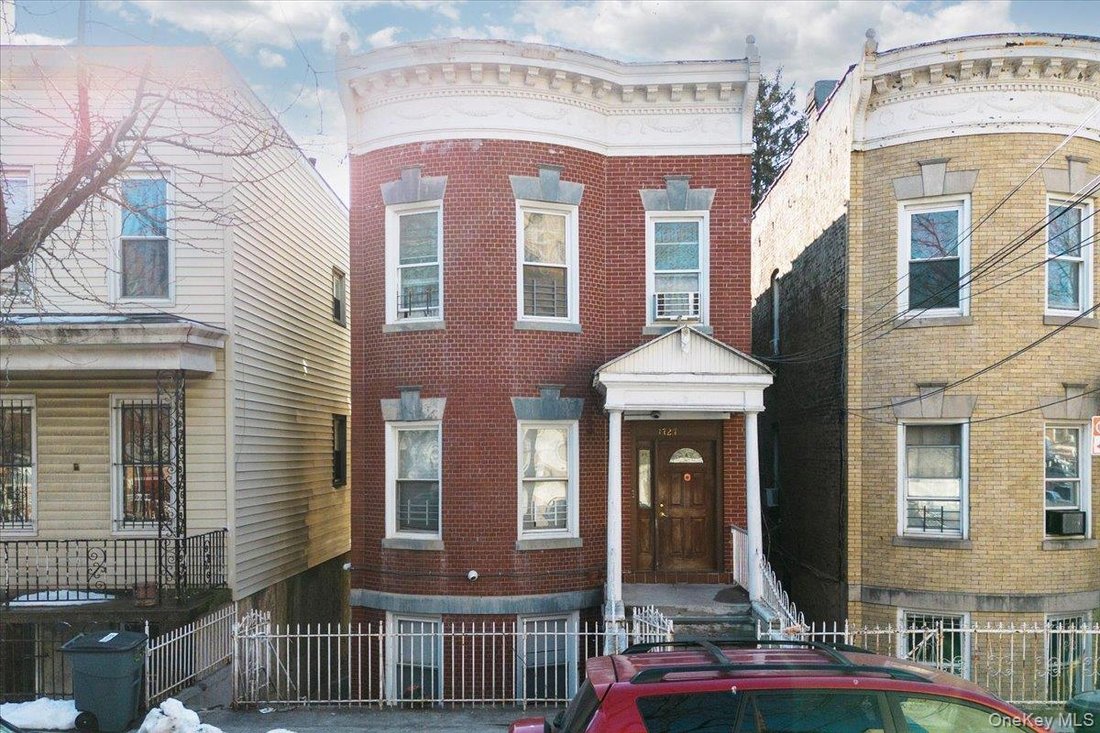 House in New York, New York, United States 2 - 17326895