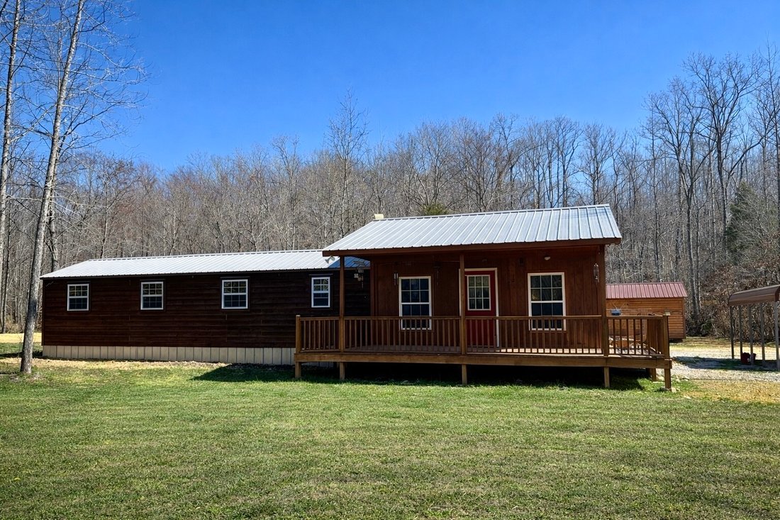 House in Lobelville, Tennessee, United States 2 - 17327277