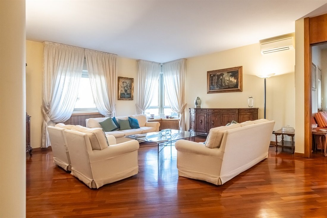 Apartment in Fiera, Milan, Italy 2 - 17329035