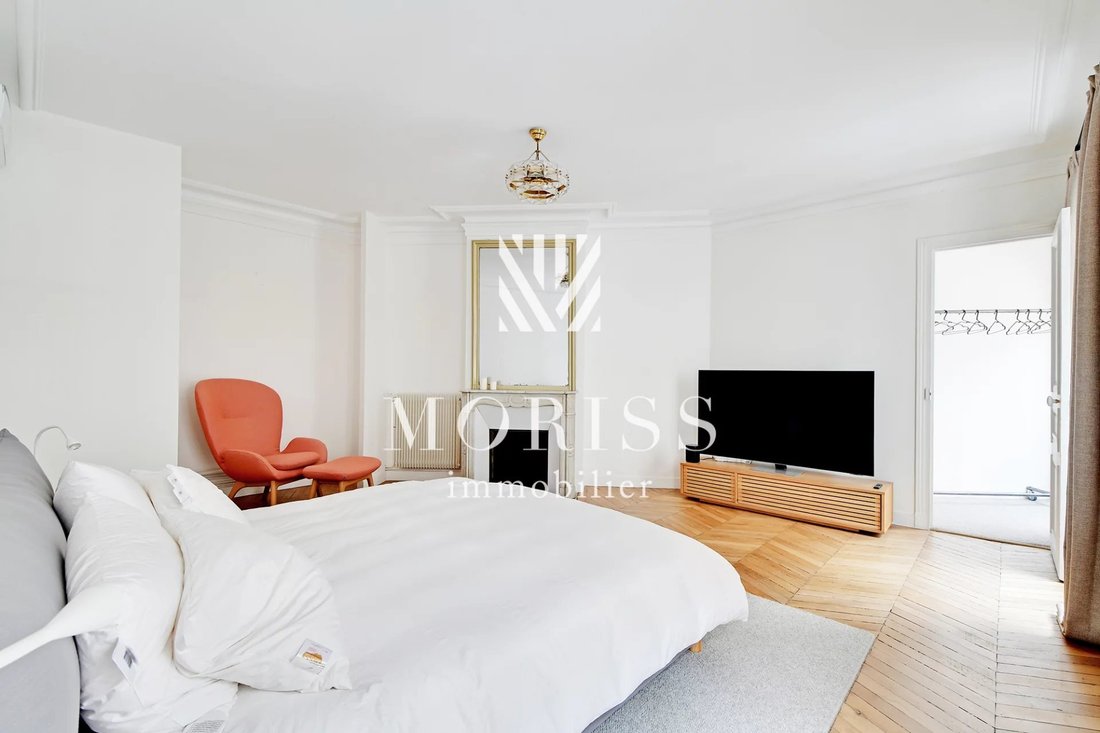 Apartment in Saint Philippe du Roule, Paris 8e Arrondissement, Paris 5 - 17324430
