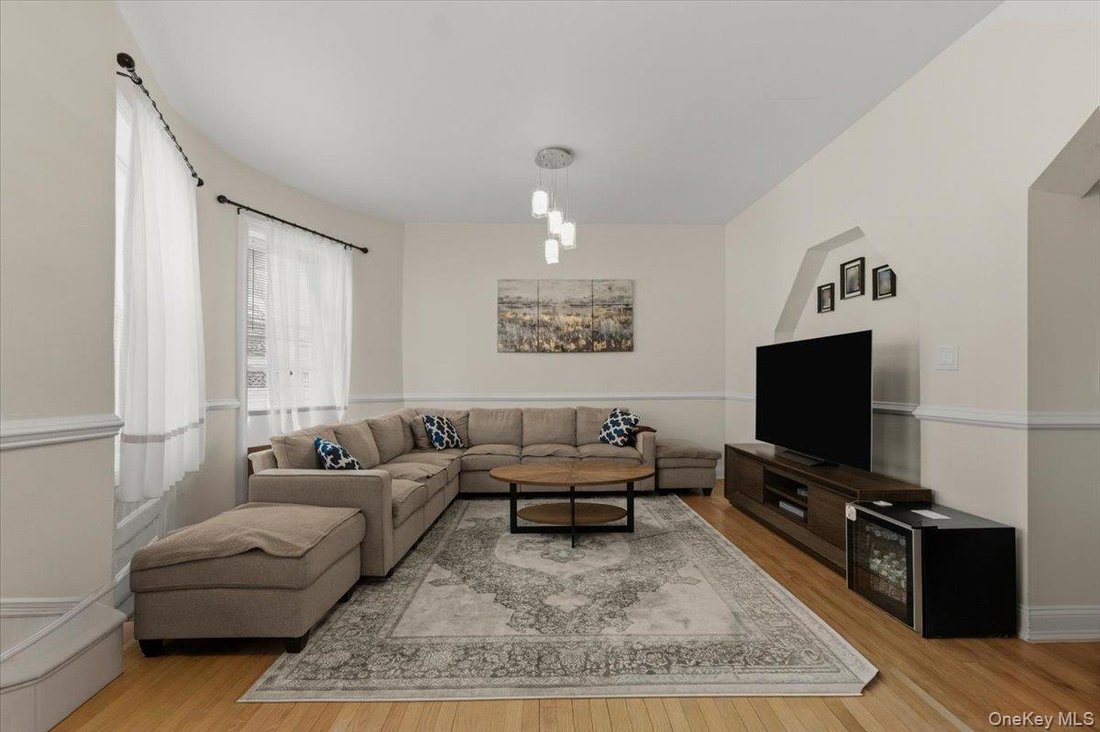 House in New York, New York, United States 3 - 17326895