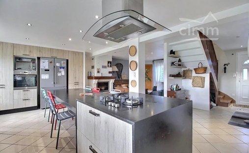 House in Savonnieres, Centre-Val de Loire, France 1