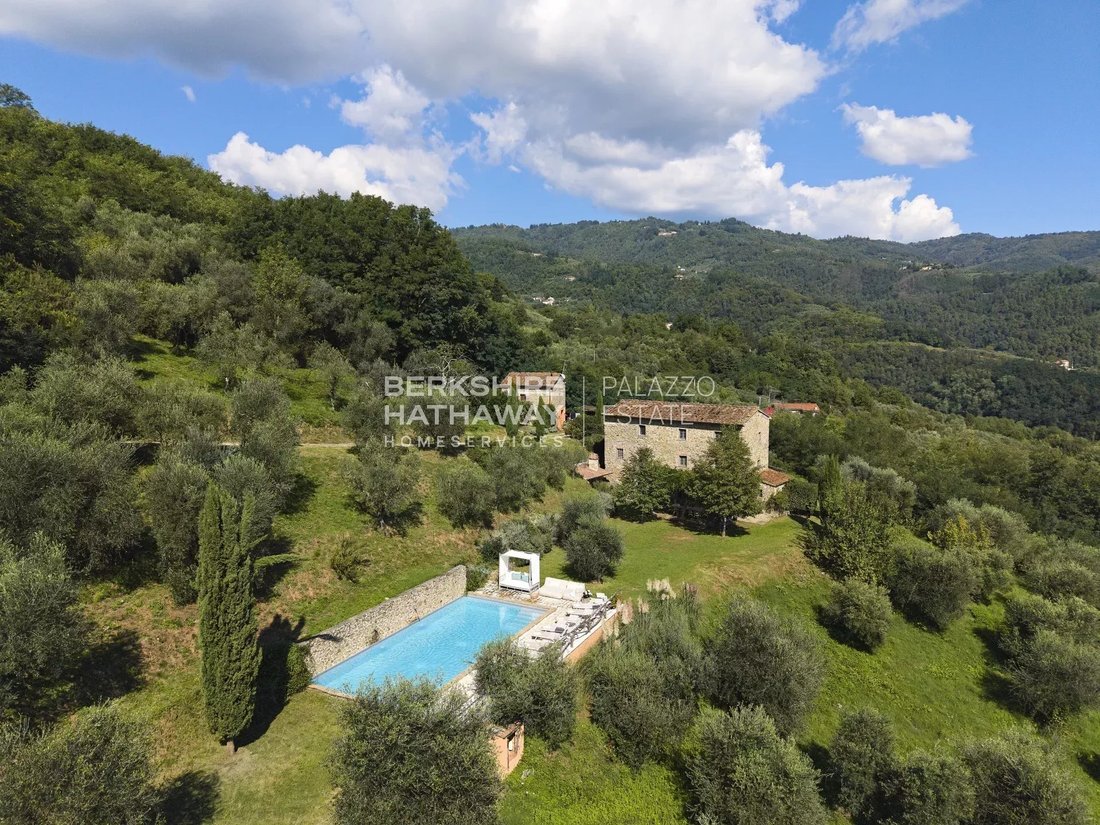 Villa in Marliana, Tuscany, Italy 1 - 17326300