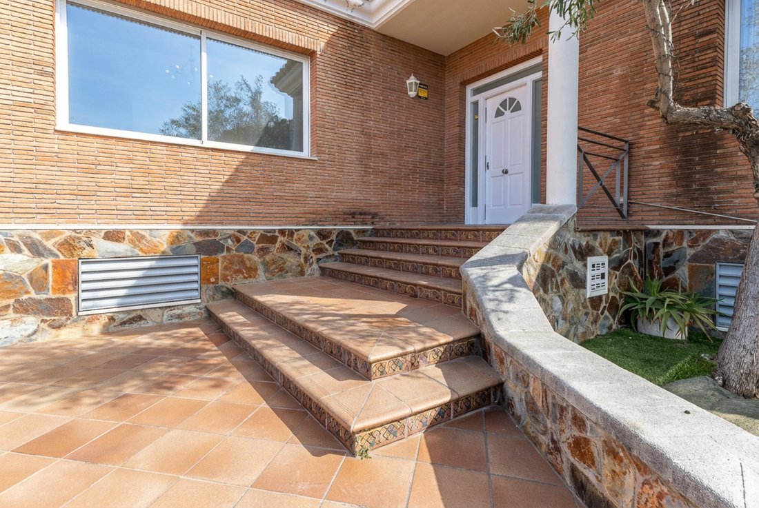 House in Premia de Dalt, Catalonia, Spain 3 - 17136020
