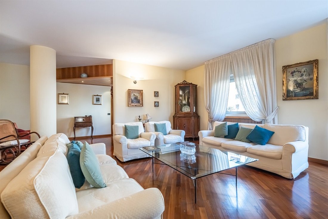 Apartment in Fiera, Milan, Italy 3 - 17329035