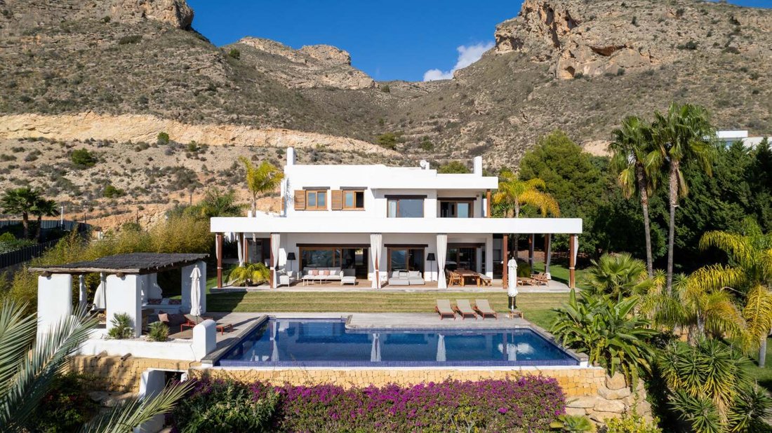 Villa in Finestrat, Valencian Community, Spain 2 - 17325295