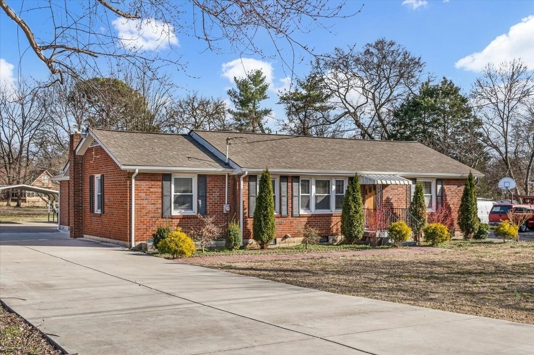 House in Nashville, Tennessee, United States 2 - 17327242