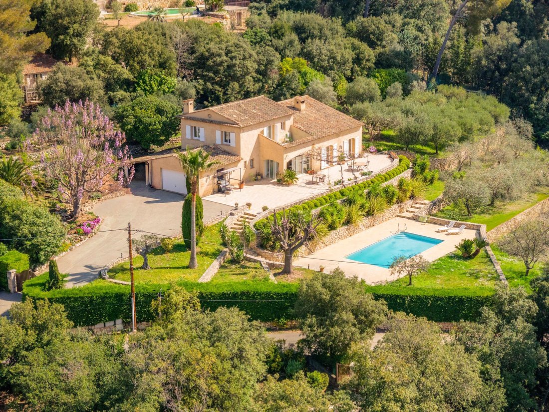 House in Cabris, Provence-Alpes-Côte d'Azur, France 1 - 17328022