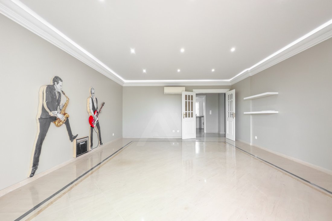 Apartment in Cascais e Estoril, Lisbon, Portugal 4 - 17327827