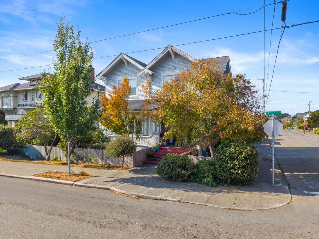 Eureka, California, United States 3 - 17325338