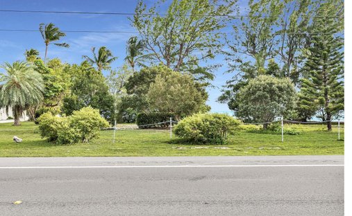 Land in Islamorada, Florida, United States 1
