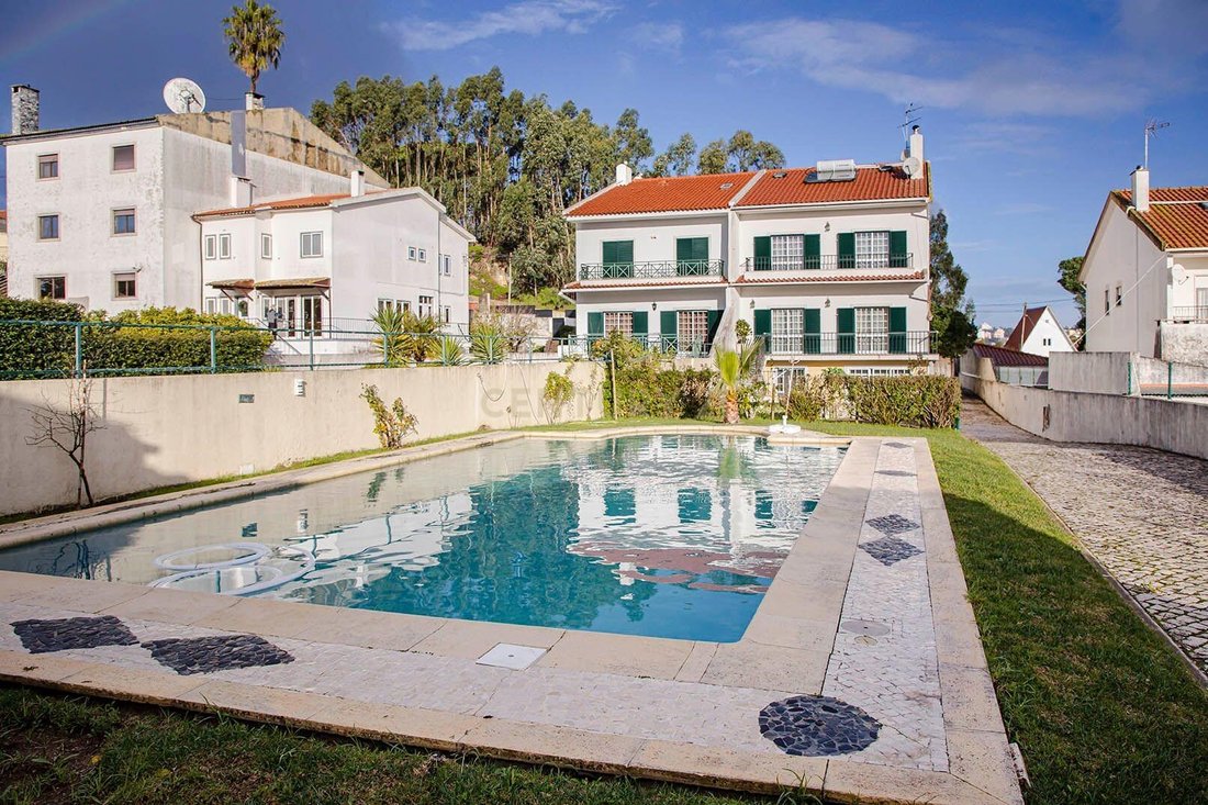 Villa in Rio de Mouro, Lisbon, Portugal 4 - 17327958