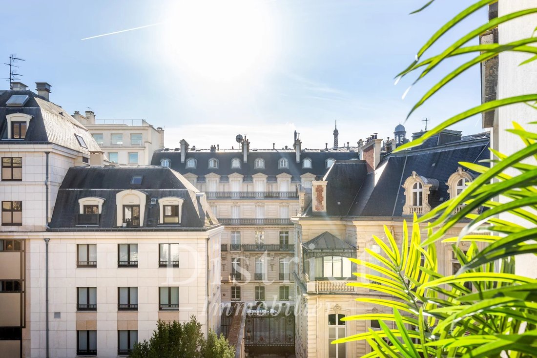 Apartment in Triangle d'Or, Paris 8e Arrondissement, Paris 4 - 17324822