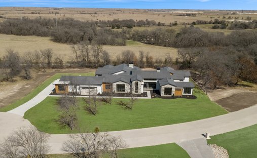 House in Aledo, Texas, United States 1