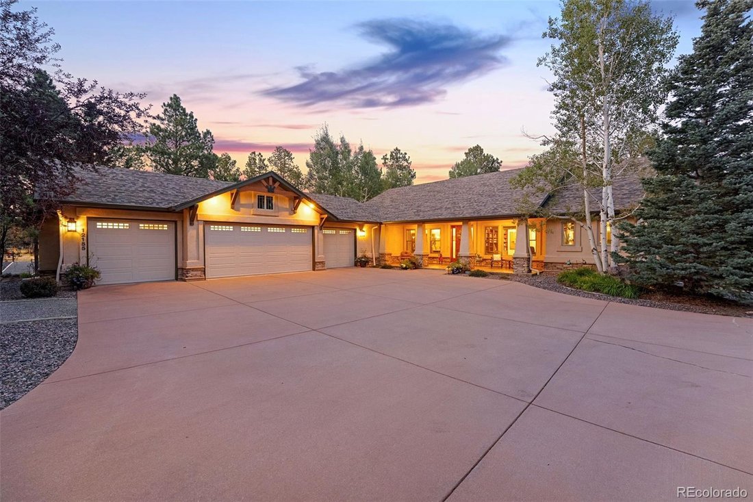 House in Colorado Springs, Colorado, United States 2 - 17326654