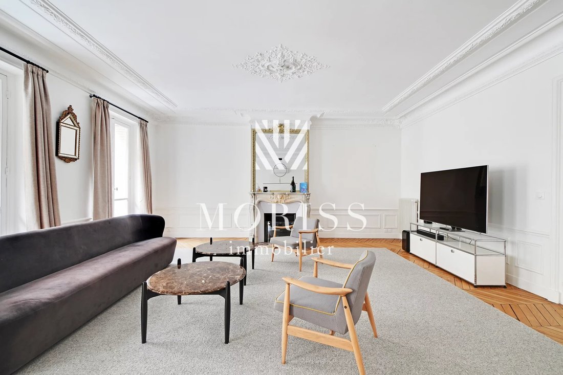 Apartment in Saint Philippe du Roule, Paris 8e Arrondissement, Paris 3 - 17324430