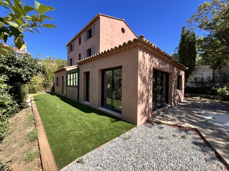 House in Le Faron-Fort-Rouge, Toulon, France 4 - 17326845