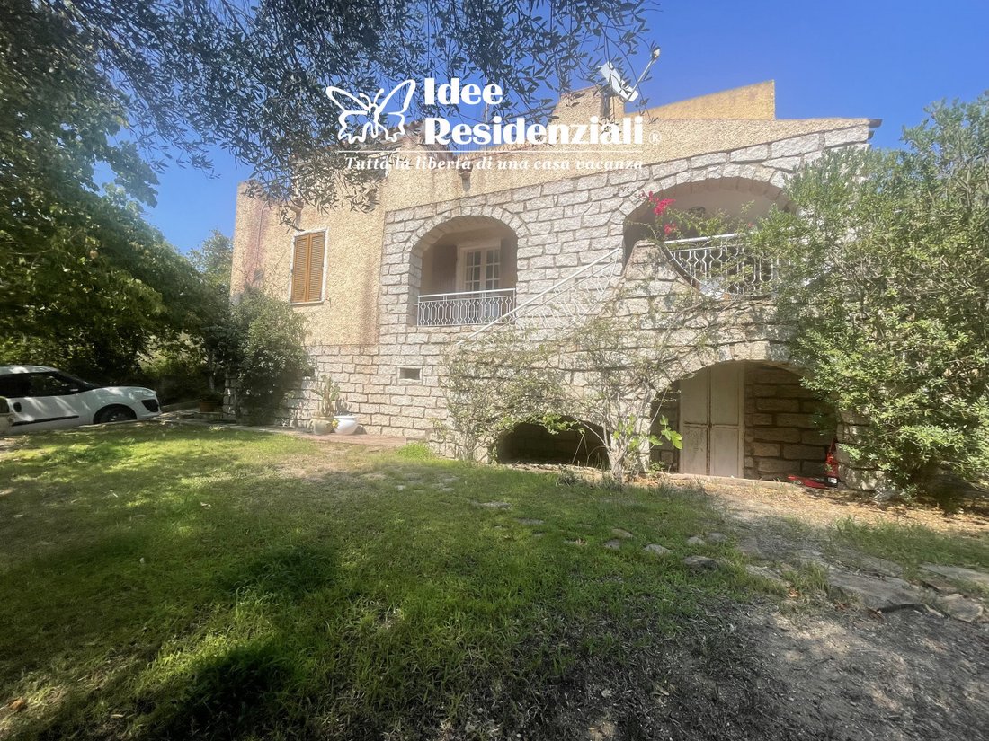 Villa in Olbia, Sardinia, Italy 2 - 17328059