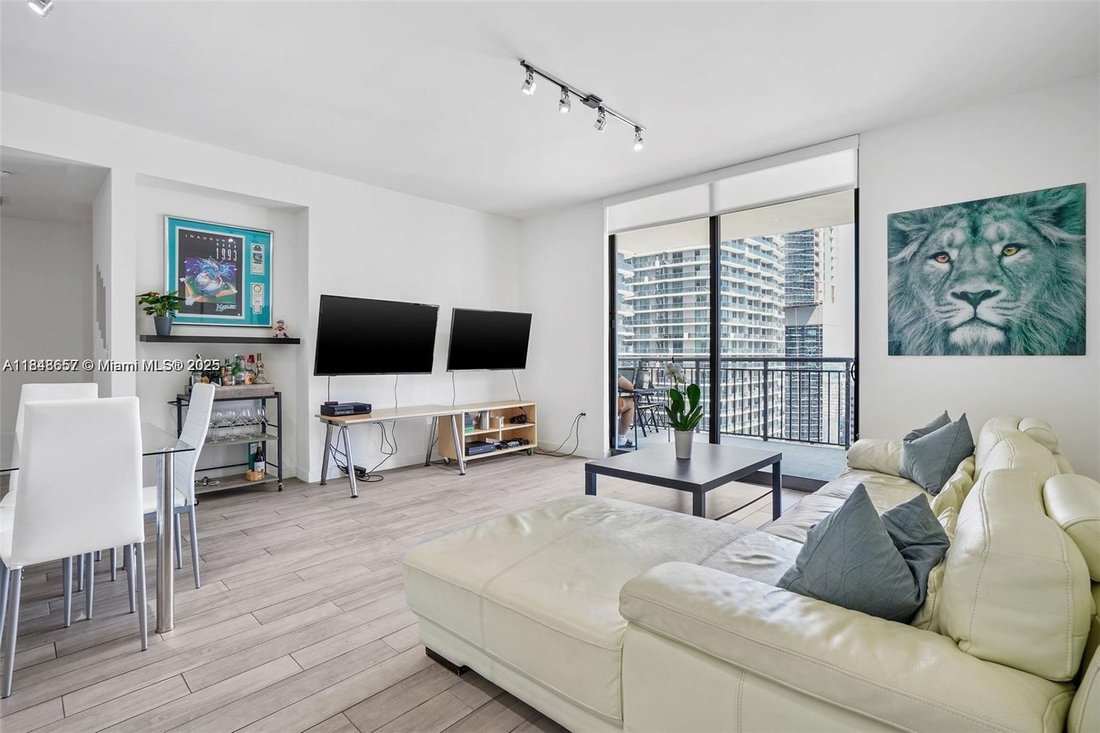 Condo in Miami, Florida, United States 3 - 17328957