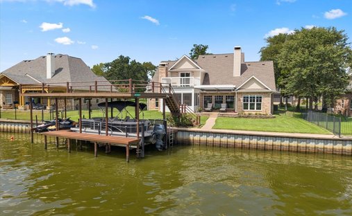 House in Gun Barrel City, Texas, United States 1