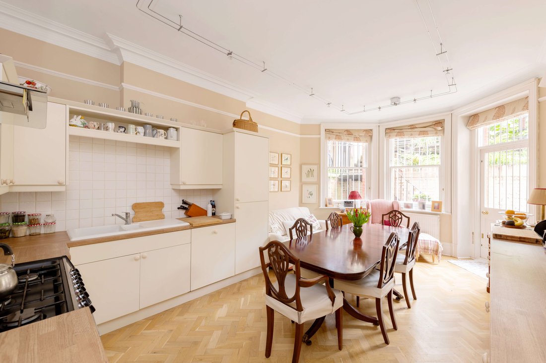 House in Campden Hill, Kensington And Chelsea, England 1 - 17324323