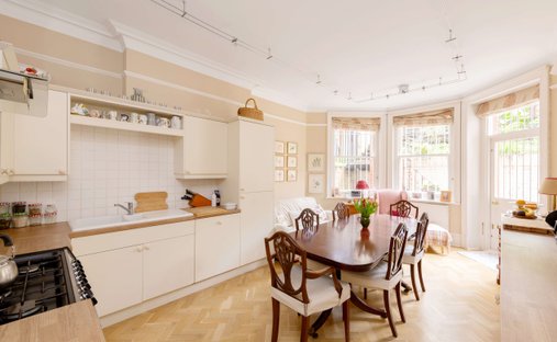 House in Campden Hill, Kensington And Chelsea, England 1