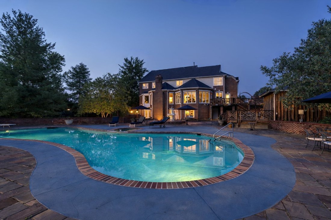 Centreville, Virginia, United States 2 - 17315664