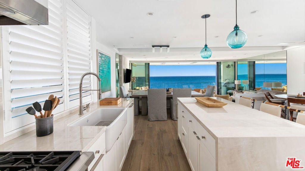 Condo in Malibu, California, United States 5 - 17326423