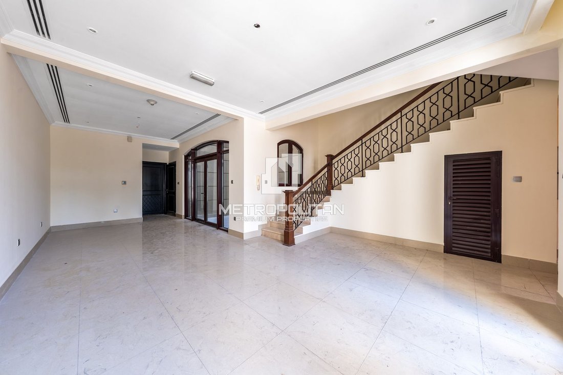 Villa in JVC / Jumeirah Village Circle, Dubai, United Arab Emirates 1 - 17330368