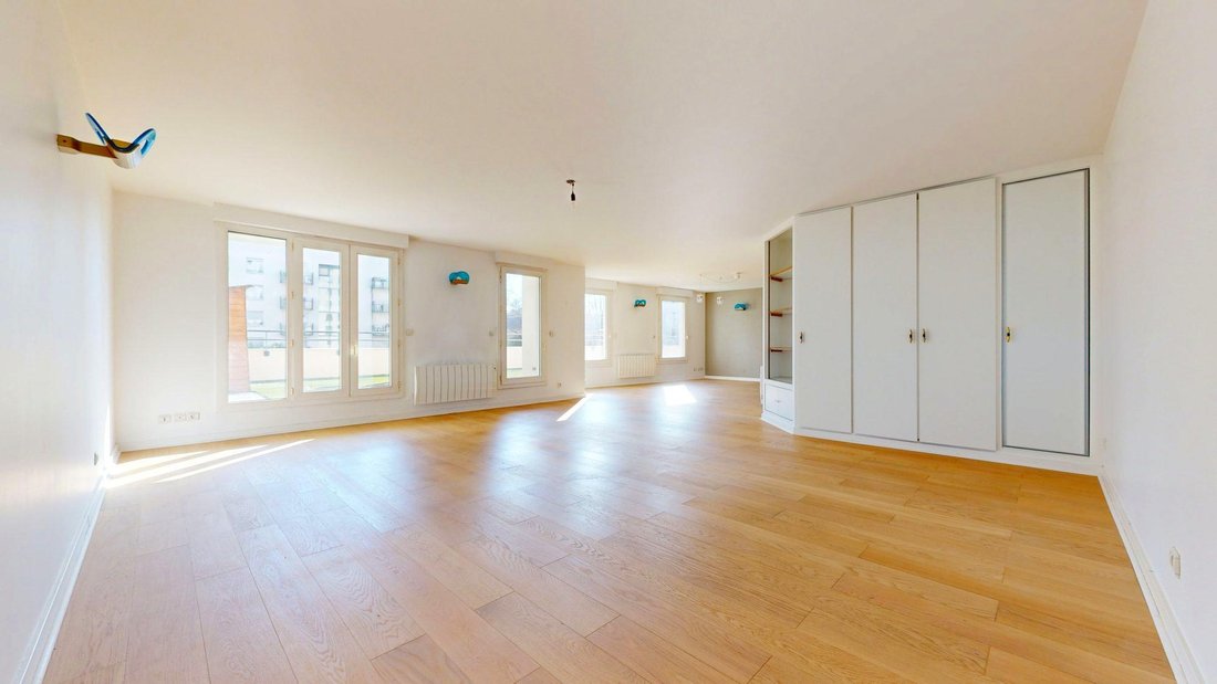 Apartment in Zola - Pressence, Villeurbanne, France 3 - 17328640