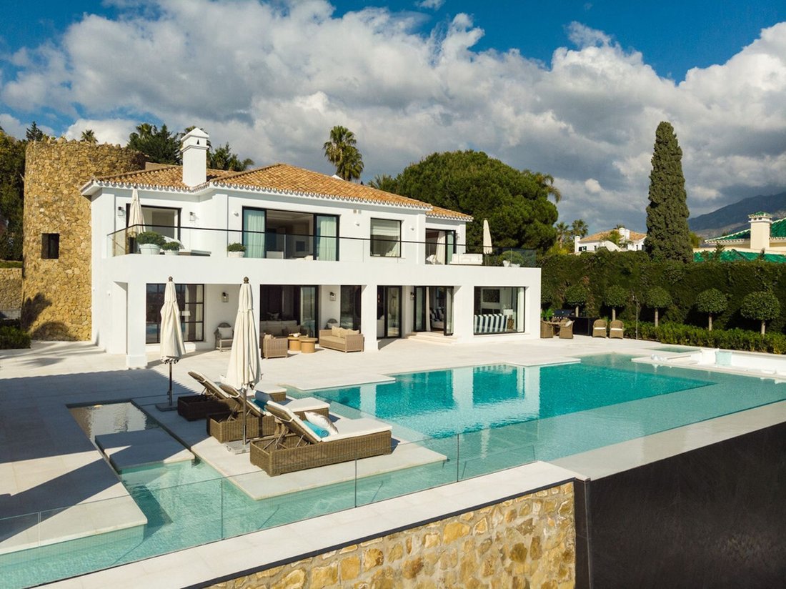 Villa in Nueva Andalucia, Marbella, Spain 4 - 17330965