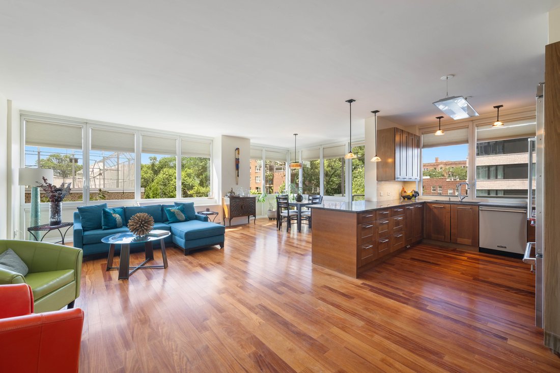 Condo in New York, New York, United States 1 - 17330417