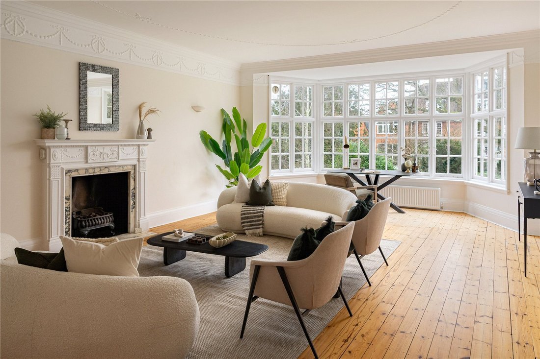 House in Hampstead, Camden, England 2 - 15404384