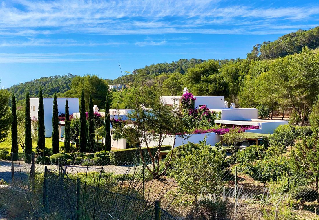 Villa in Ca na Negreta, Santa Eularia des Riu, Balearic Islands 1 - 15746869
