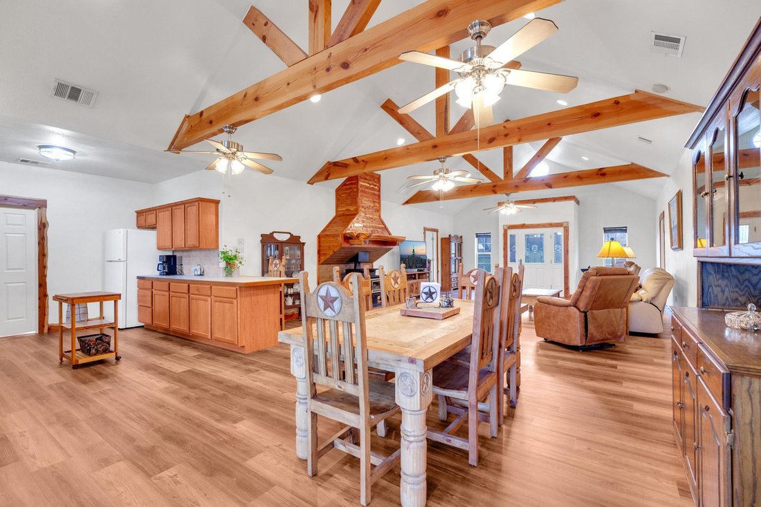 Farm Ranch in Spicewood, Texas, United States 4 - 17326572