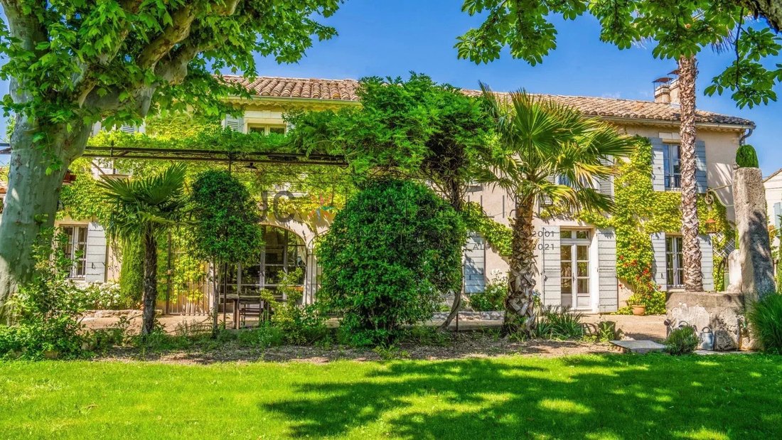 House in Saint-Rémy-de-Provence, Provence-Alpes-Côte d'Azur, France 1 - 17324314