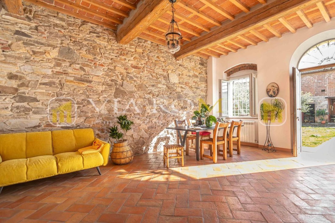 Villa in Pieve San Paolo - Santa Margherita, Capannori, Tuscany 2 - 17326867