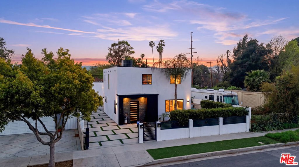 House in Los Angeles, California, United States 2 - 17326422