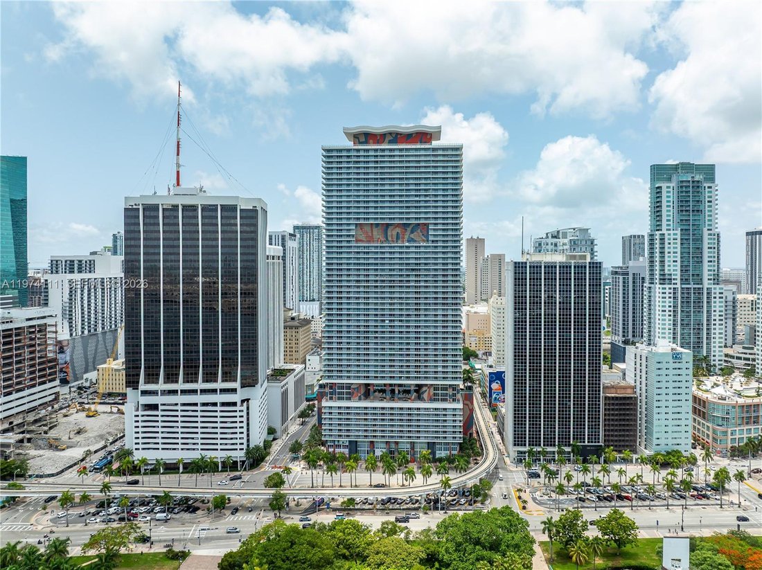 Condo in Miami, Florida, United States 1 - 17326347