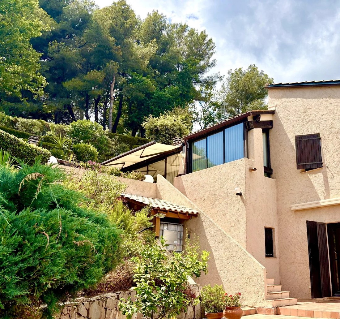 Villa in Val de Gorbio, Roquebrune-Cap-Martin, France 1 - 17326081