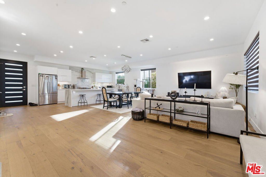 House in Los Angeles, California, United States 3 - 17326422
