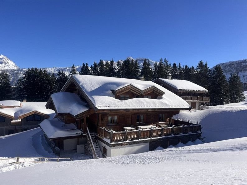 Chalet in Saint-Bon-Tarentaise, Courchevel, France 1 - 16296504